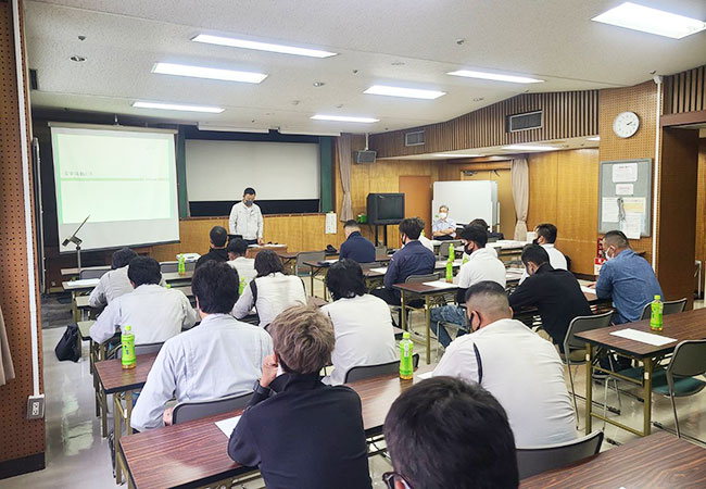 金井工業 勉強会の様子